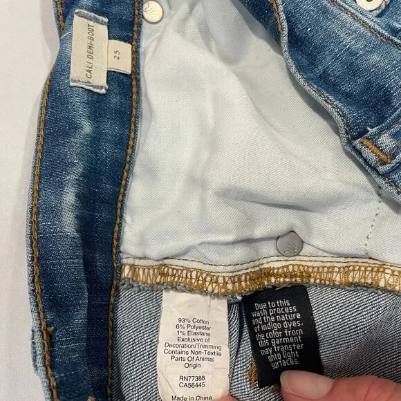 ~ Madewell 25 Jeans Cali Demi-Boot Raw Hem Button Light/Med Blue Wash Women's - Picture 15 of 15